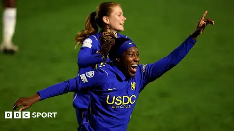 Chelsea aýal futbol topary ýeňişlerini dowam etdirýär