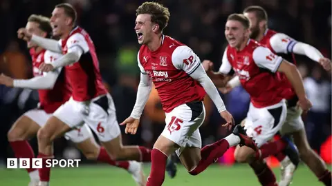 Fleetwood Townyň Arsenal garşy gazanan uly ýeňşi futbol taryhynda näderejede?