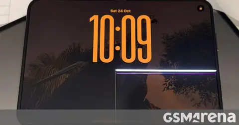 Apple iPhone Duo içki ekran çatlamagy meselesine jogap berdi