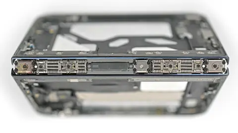 iFixit iPhone Duo telefonynyň çatlamagynyň sebäplerini anyklady