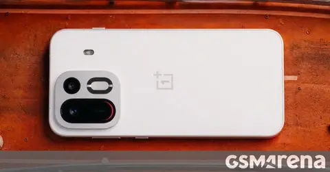 OnePlus Ace 7 Pro smartfonynyň kamera aýratynlyklary we surat nusgalary yglan edildi