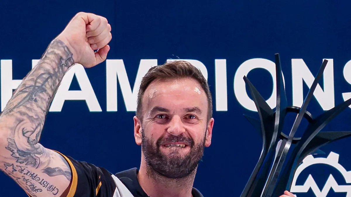 Ross Smith Dortmundda Ýewropa Çempionatynyň finalynda ýeňiş gazandy