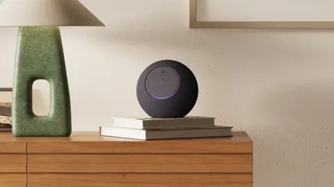 Amazon Echo Studio akylly gürleýjisini akylly kamera bilen täzeläpdir