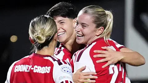 Alessia Russo Arsenal üçin Hat-trik edip, Benfica garşy ýeňiş gazandy