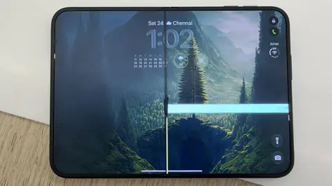 IPhone Duo ekranynda ilkinji ulanyşda näsazlyklar ýüze çykýar