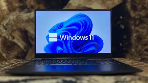 Windows-da köp sanly iş stollaryny döretmegiň peýdalary we ulanylyşy