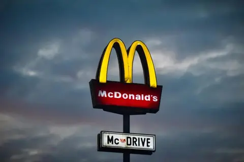 McDonalds, Microsoft we Google tokenizirlenen aksiýalara garşy çykýarlar, emma bu uly kynçylyk däl