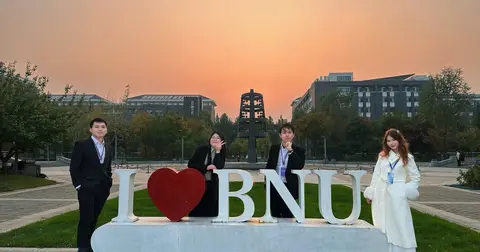 Hanoi Ylym we Tehnologiýa Uniwersitetiniň talyplary AI esasly öz-öwreniş platformasyny dünýä finalyna çykardy