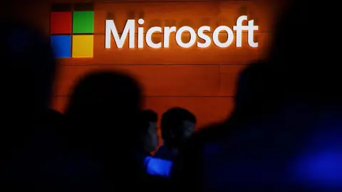 Microsoft işgärleriniň çäresi çärýegini satyn almak teklibini hödürleýär