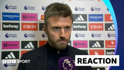 Manchester Unitediň baş tälimçisi Micheal Carrick Bournemouth garşy ýitgiden soň kyn gün barada gürrüň berdi