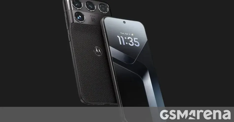 Motorola Signature 27 we Razr Flex Europeýada satuwa çykýar